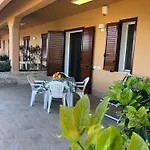Brezza Di Levante דירה צ'פאלו